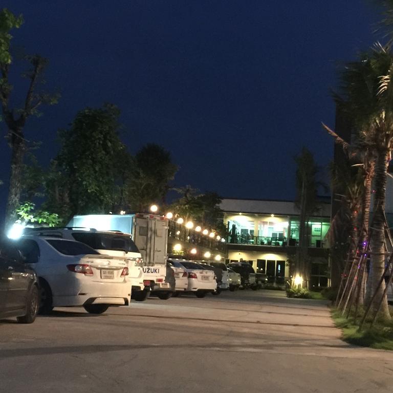 Por-Ho Boutique Hotel Nakhonratchasima Eksteriør bilde